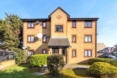 28 Carolina Close, London, E15 1JR