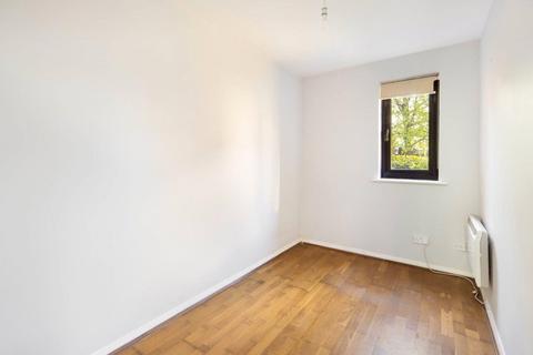 28 Carolina Close, London, E15 1JR