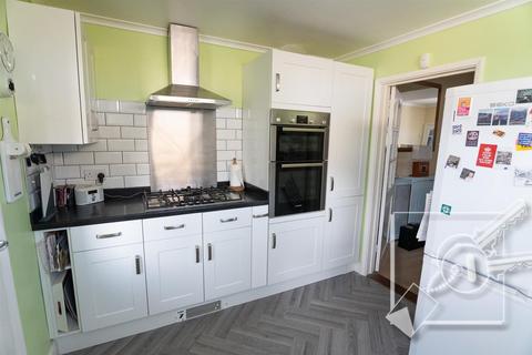 65 Napier Road, Northfleet, Gravesend, DA11 7BZ