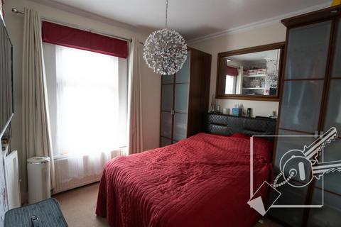 65 Napier Road, Northfleet, Gravesend, DA11 7BZ
