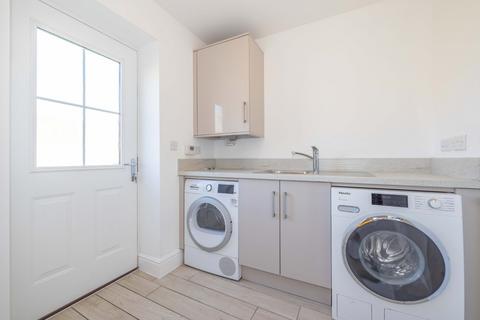 7 Brogdale Close, Faversham, ME13 8GL