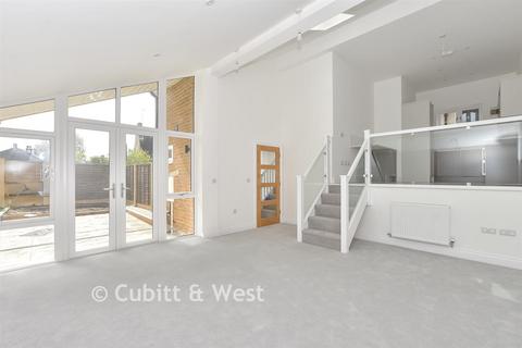 3 bedroom detached house for sale, Kingsley Grove, Reigate, Surrey