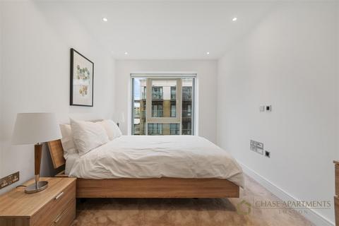 2 bedroom apartment for sale, Faulkner House, Fulham Reach, London W6