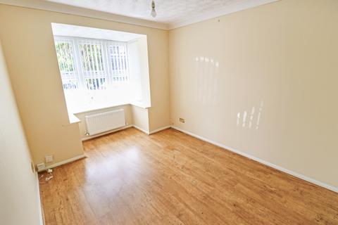62 Catharine Close, Chafford Hundred, Grays, RM16 6QH