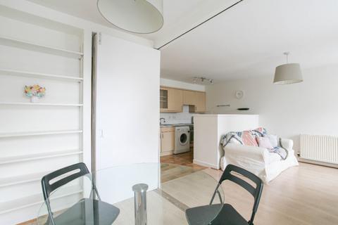1 bedroom flat to rent, Buccleuch Street, Newington, Edinburgh, EH8