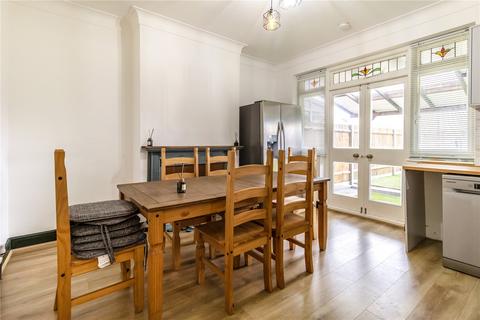 3 bedroom end of terrace house to rent, Avery Hill, London, SE9