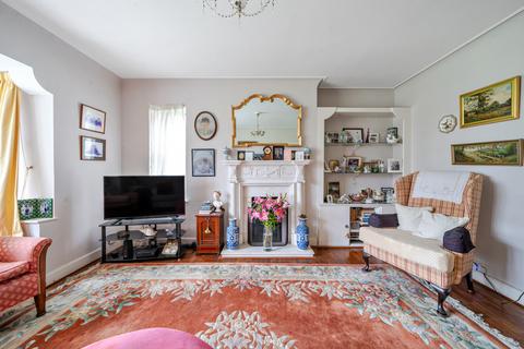 Flat 20, Ayr Court Monks Drive, London, W3 0EA