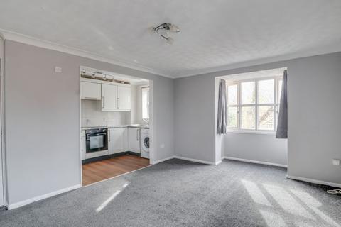 2 bedroom flat to rent, Chestnut Drive, Soham, CB7