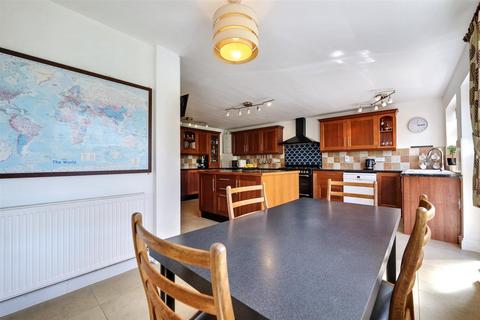 22 Beeby Road, Scraptoft, Leicester, LE7 9SG