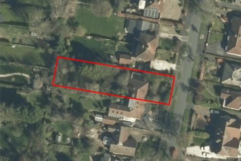 19 Heathfield, Leeds, LS16 6AQ