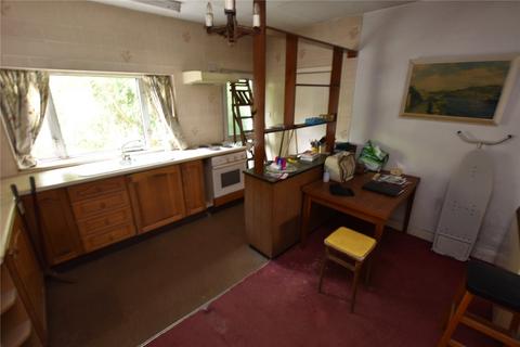 19 Heathfield, Leeds, LS16 6AQ