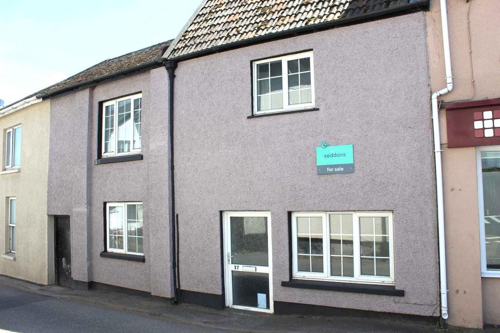17 The Square