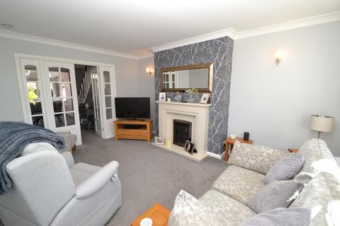 2 bedroom semi-detached bungalow for sale, Baildon, Baildon BD17