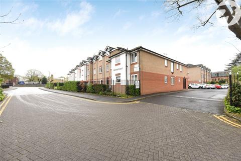 2 bedroom flat for sale, Kennett Court, Oakleigh Close, Swanley, Kent, BR8