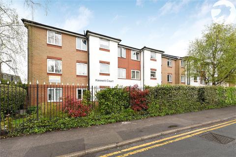 2 bedroom flat for sale, Kennett Court, Oakleigh Close, Swanley, Kent, BR8