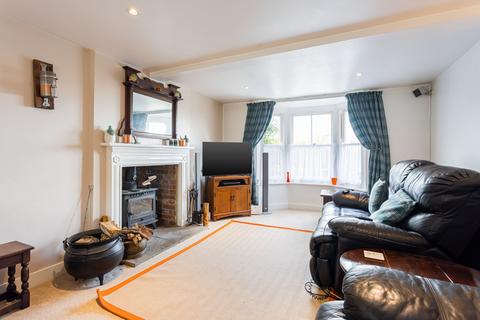 Highmead Newtons Hill, Hartfield, TN7 4DH