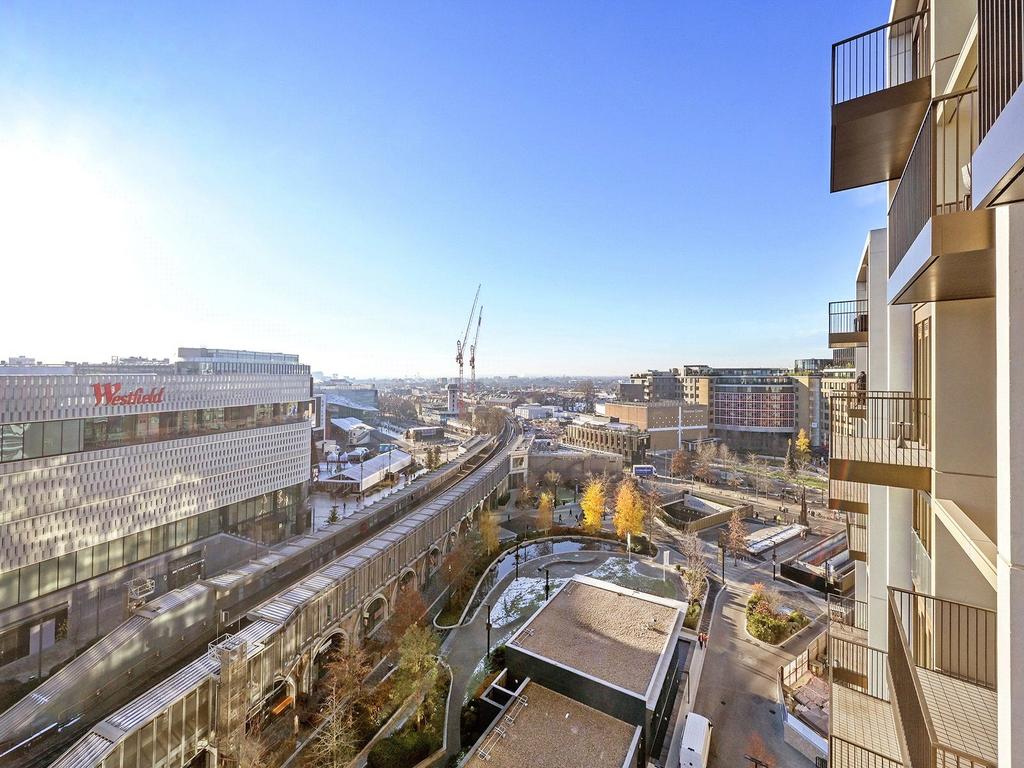 Lincoln Apartments