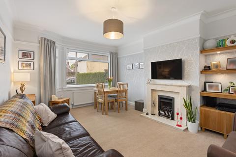 8 Corbiehill Place, Edinburgh, EH4 5AY