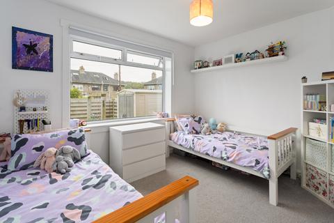 8 Corbiehill Place, Edinburgh, EH4 5AY