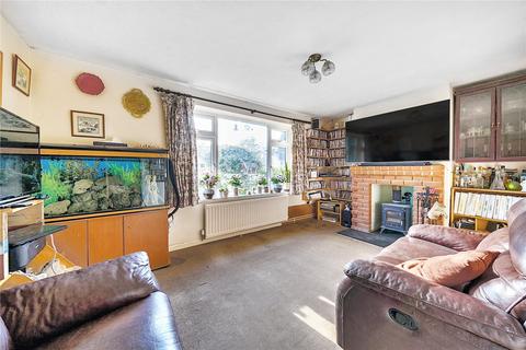 3 Hutton Road, Ash Vale, Aldershot, GU12 5EY