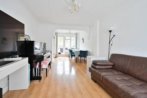 192 Elm Road, New Malden, KT3 3HT