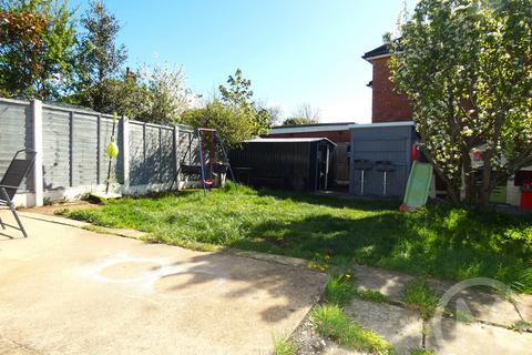 2 Carnforth Avenue, Blackpool, FY2 0BH