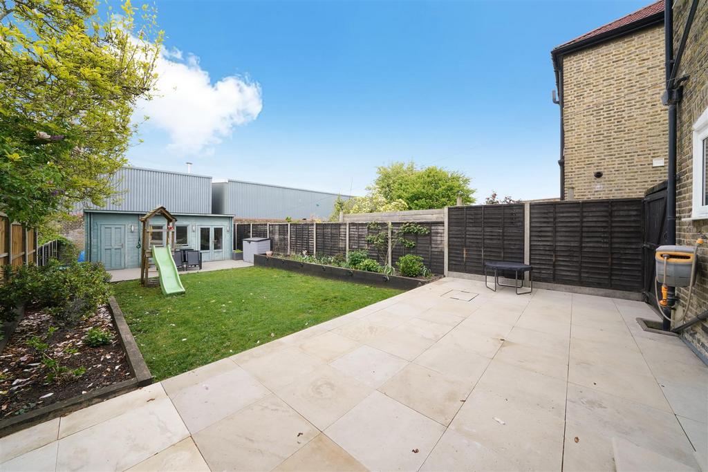74 Holme Lacey Road - N79 Gb1 Qr1qc40 Asg NJNa.jpg
