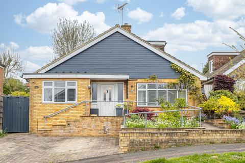 17 Coronation Road, East Grinstead, RH19 4AJ