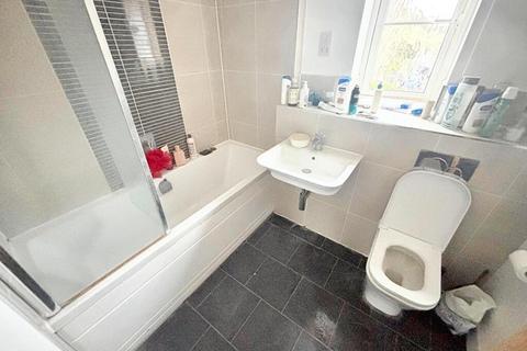 1 bedroom house to rent, Oxleigh Way, Bristol BS16