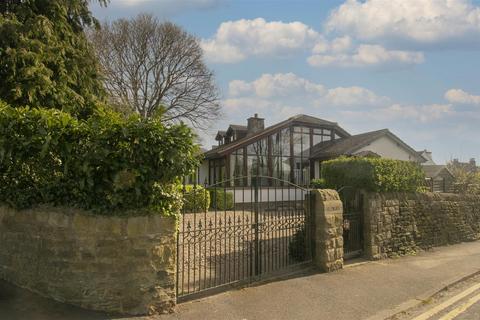 5 bedroom detached house for sale, Lucy Hall Drive, Baildon Shipley BD17