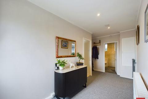 105 Ermin Park, Brockworth, Gloucester, GL3 4DG
