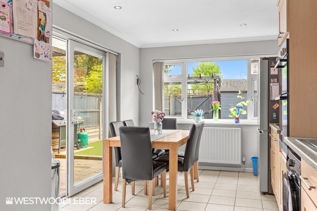 Ranworth Avenue 6.jpg