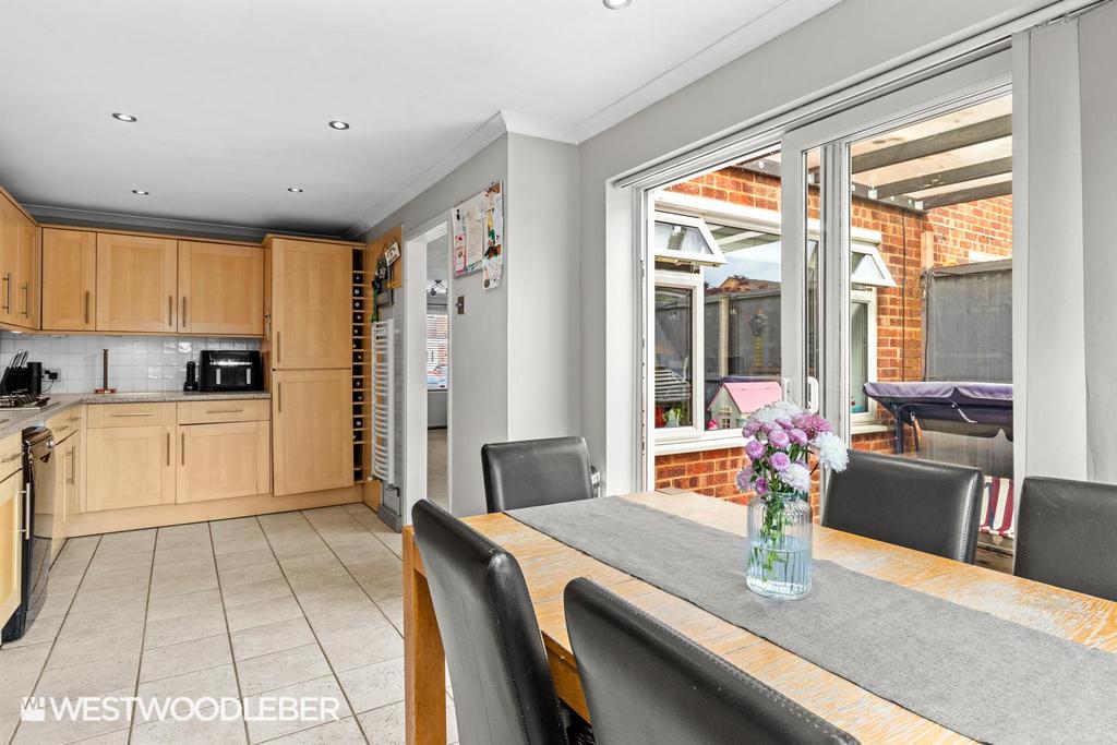 Ranworth Avenue 7.jpg