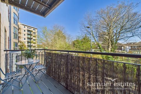 2 bedroom apartment for sale, Chapter Way, Colliers Wood, SW19