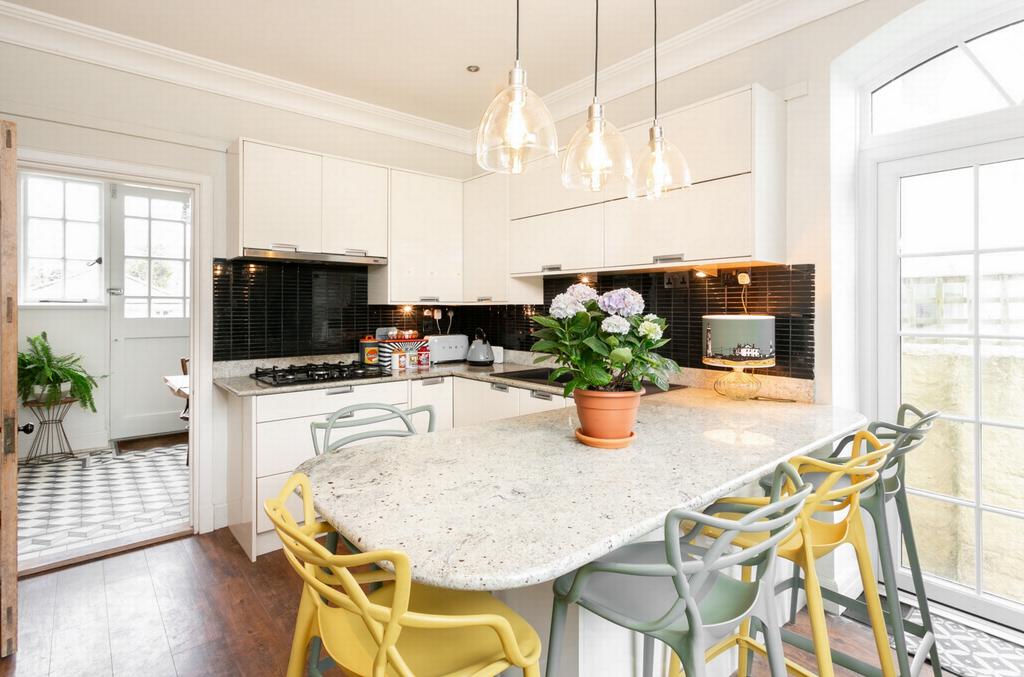 Kitchen/breakfast rm