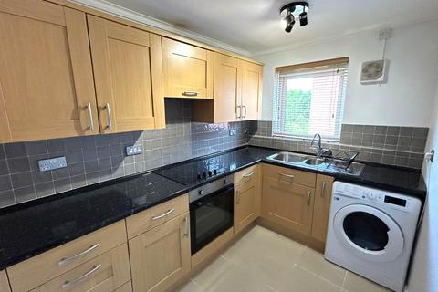 2 bedroom flat to rent, Ethelred Close, Sutton Coldfield, West Midlands, B74