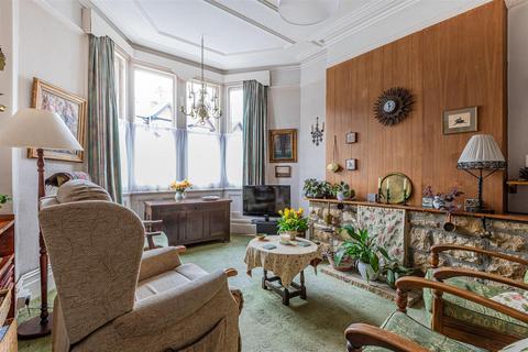 3 bedroom house for sale, Pen-Y-Wain Road, Cardiff CF24