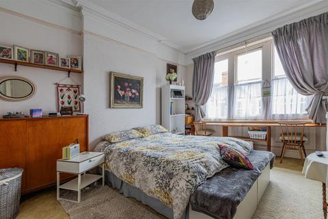 3 bedroom house for sale, Pen-Y-Wain Road, Cardiff CF24
