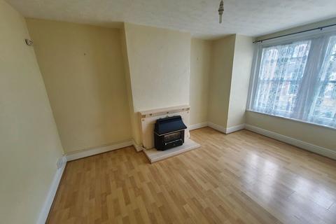 3 bedroom terraced house for sale, Rumbridge Street, Totton, Southampton, SO40 9DT