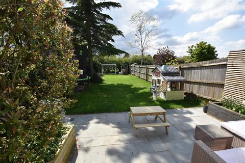 44 Cloven Ends, Langtoft, Peterborough, PE6 9LF