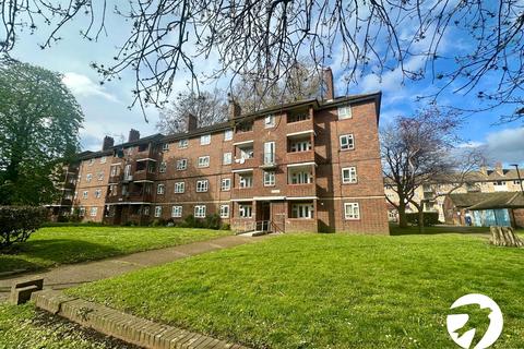 40 Ravens Way, London, SE12 8HA