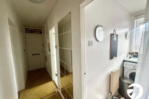 40 Ravens Way, London, SE12 8HA