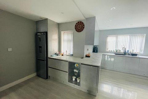 142 Andrew Road, West Bromwich, B71 3QR