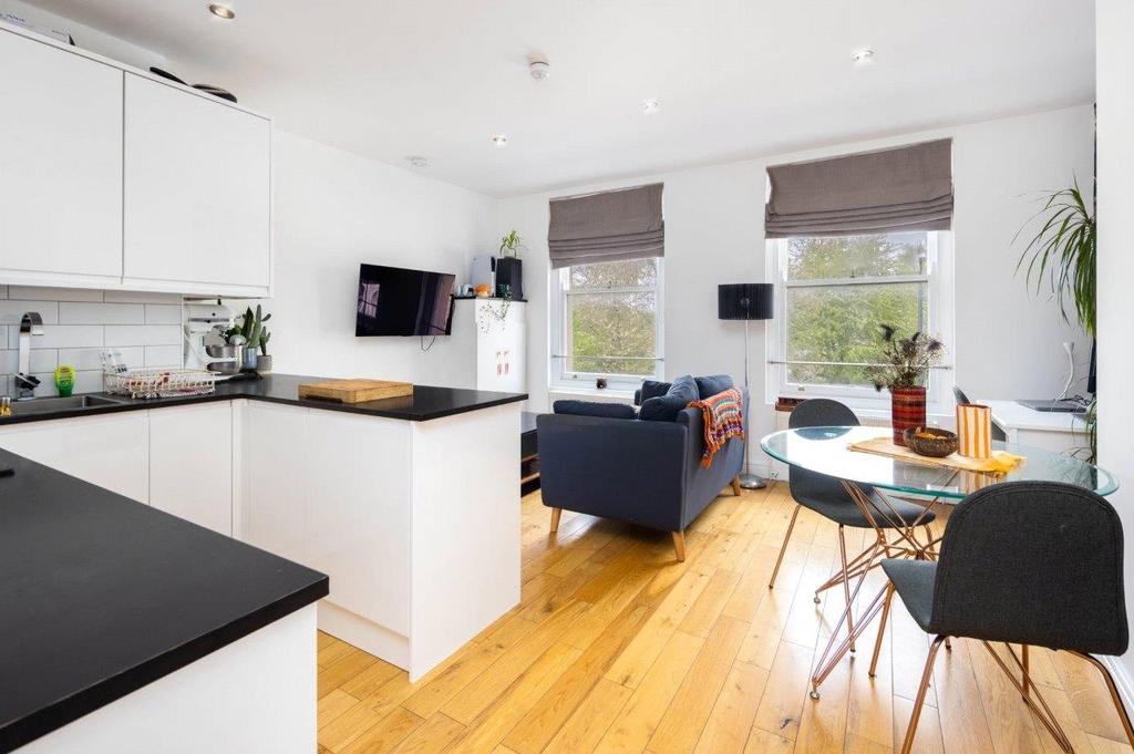 Living Room/Kitchen