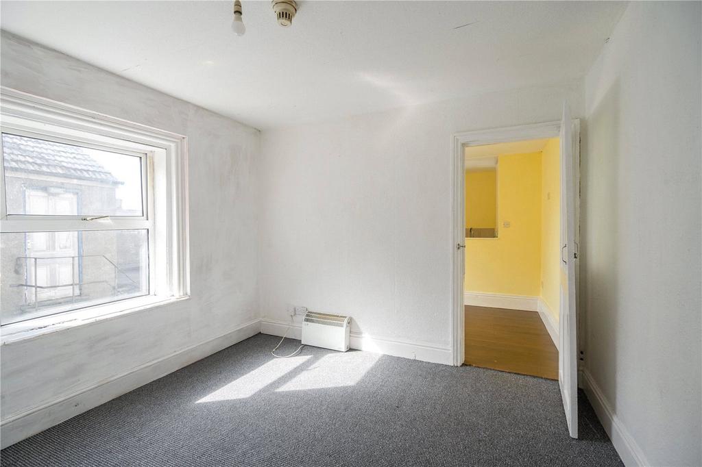 Flat 4 Bedroom