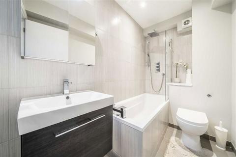 1 bedroom flat for sale, Long Lane, London SE1