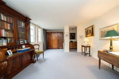 3 bedroom flat for sale, St. Matthew Street, London SW1P