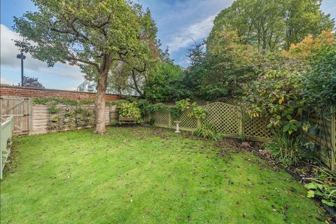 2 bedroom flat for sale, Glenowen House, Lansdown Road, Cheltenham, Gloucestershire, GL50