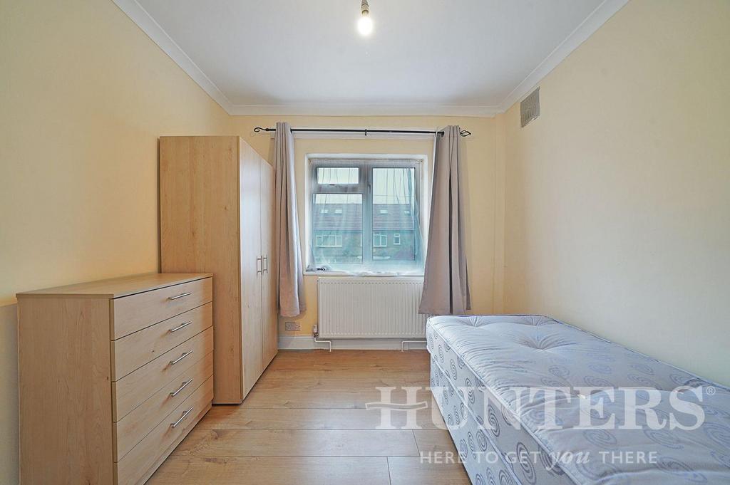 27 Chalfont Road - JPzf YTicq1 Tk PY9 C9qor.jpg