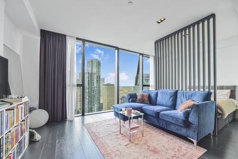 Studio to rent, Amory Tower, Marsh Wall E14
